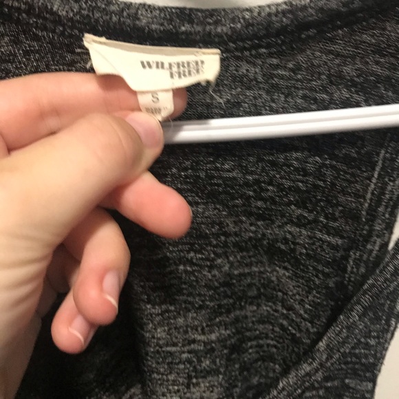 ARITZIA REVERSIBLE YASMIN DRESS. WILFRED FREE - Picture 8 of 8